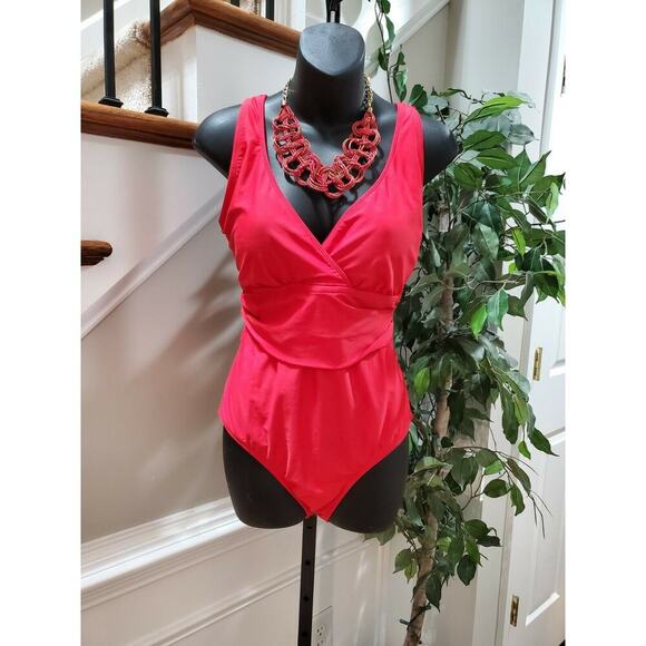Catalina Women's Solid Red Nylon Sleeveless V-Neck One Piece Swimwear Suit XL - Picture 9 of 9